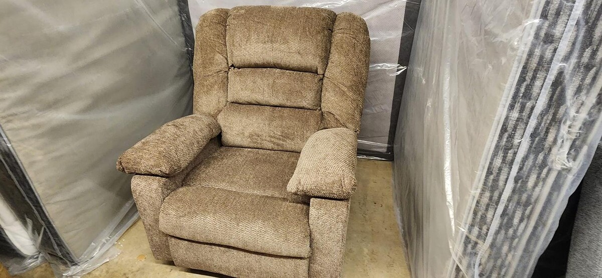 Images Hammond's Furniture Store