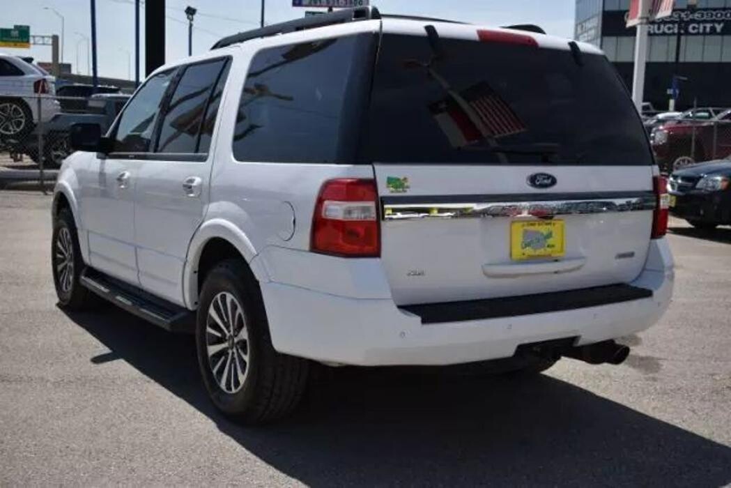 Images Coast to Coast Motors Airline