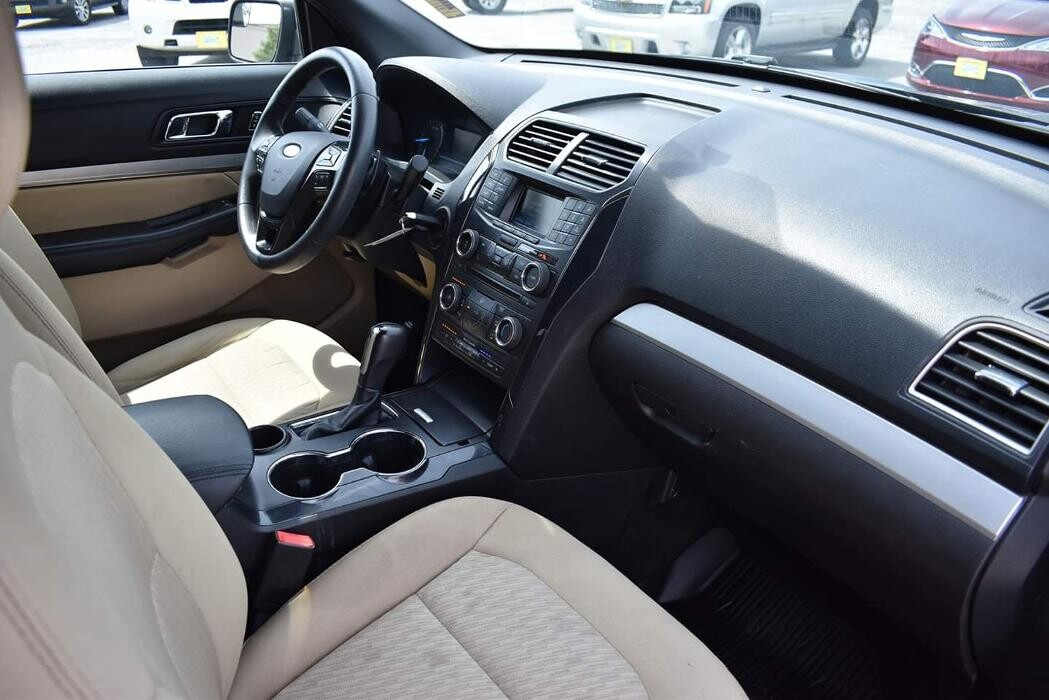 Images Coast to Coast Motors Airline