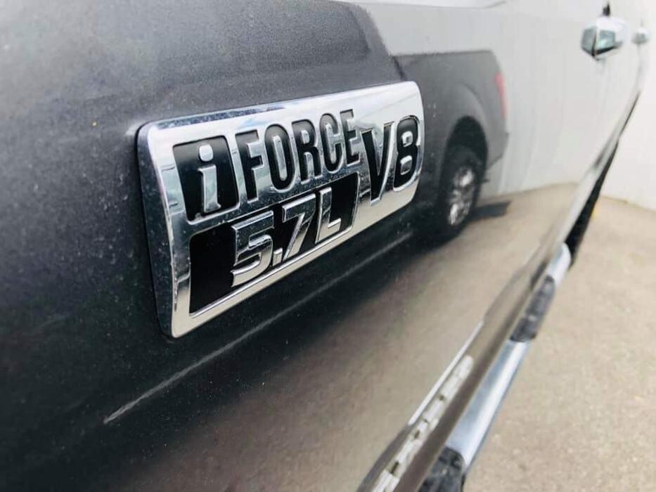 Images Coast to Coast Motors Airline