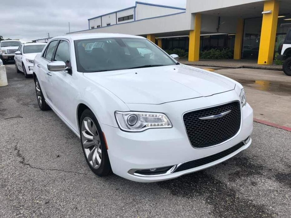 Images Coast to Coast Motors Airline