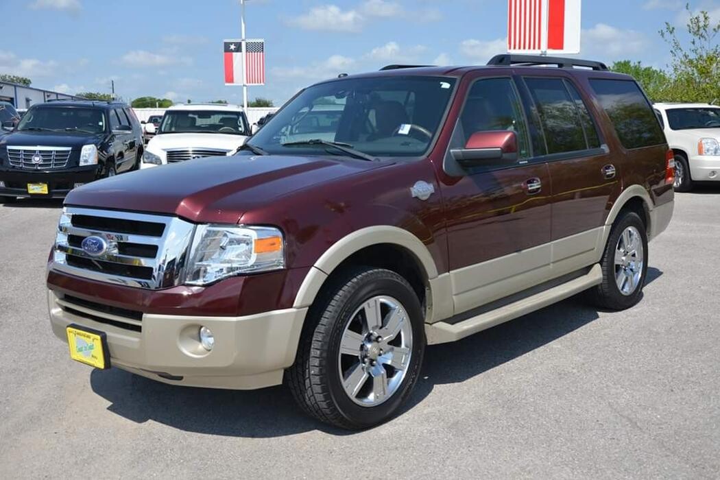 Images Coast to Coast Motors Airline