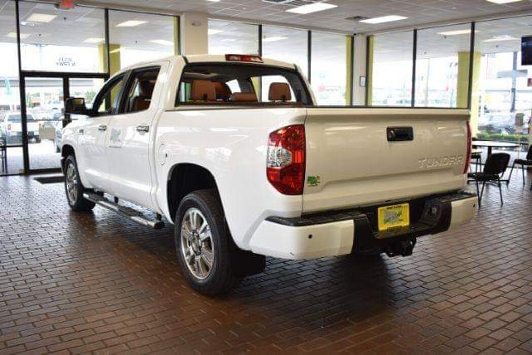 Images Coast to Coast Motors Airline