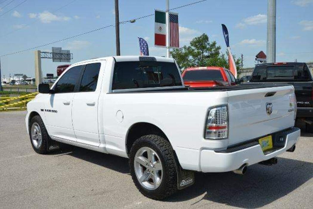 Images Coast to Coast Motors Airline