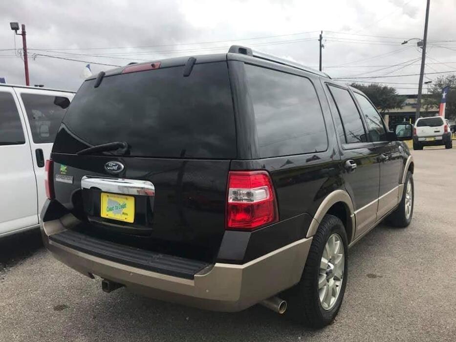 Images Coast to Coast Motors Airline