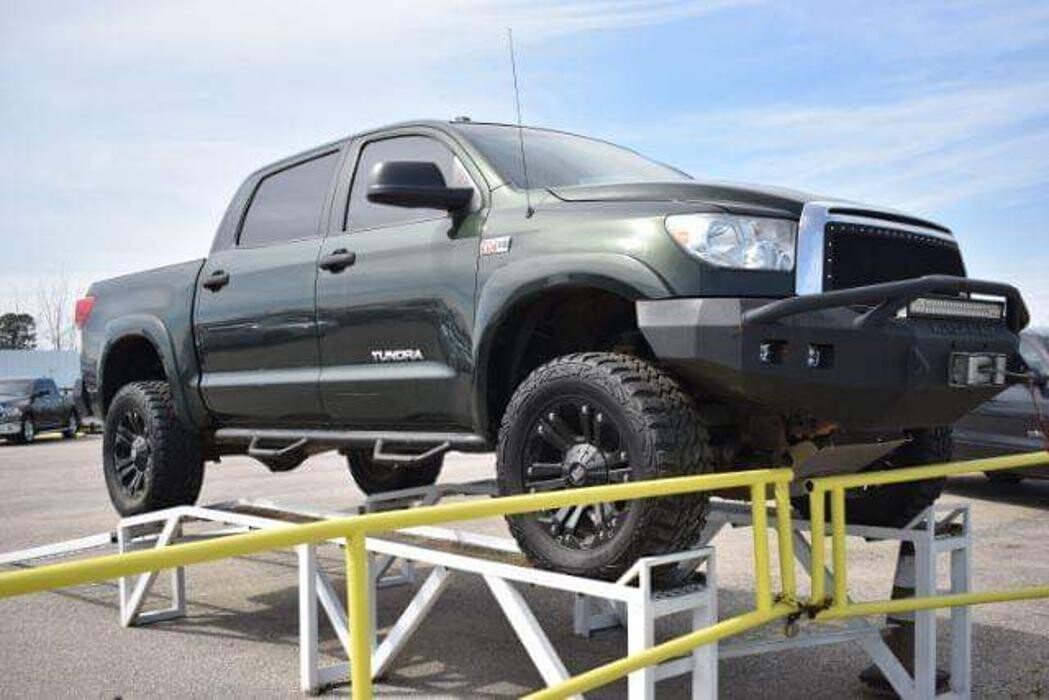 Images Coast to Coast Motors Airline