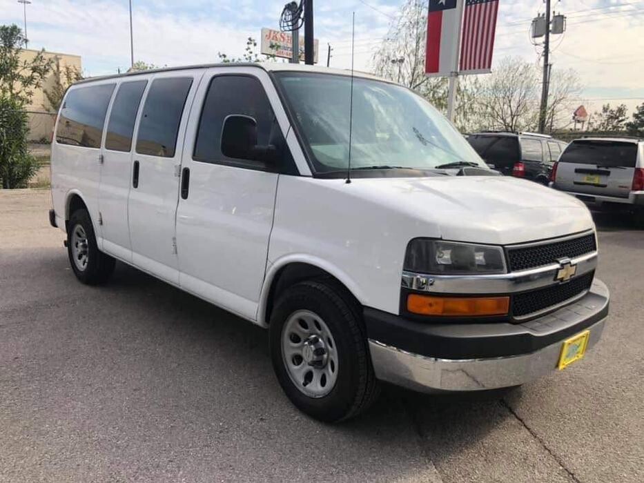 Images Coast to Coast Motors Airline