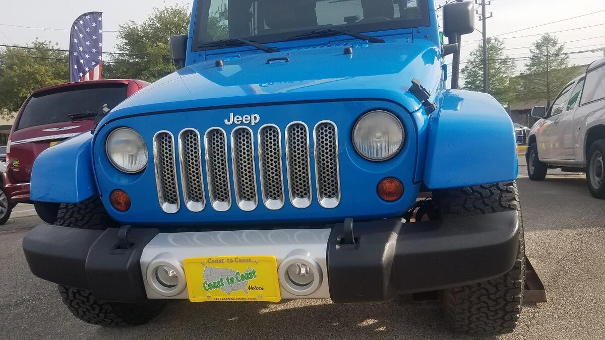 Images Coast to Coast Motors Airline