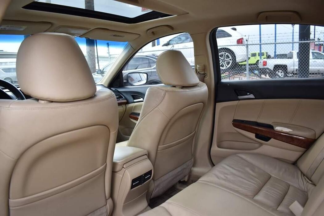 Images Coast to Coast Motors Airline