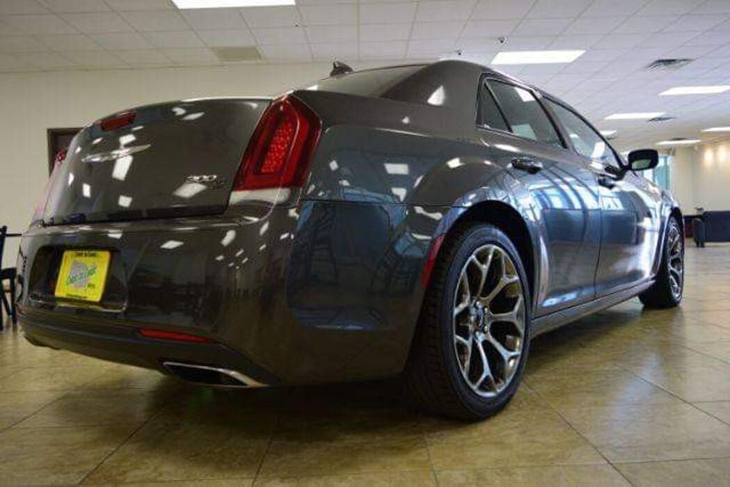 Images Coast to Coast Motors Airline