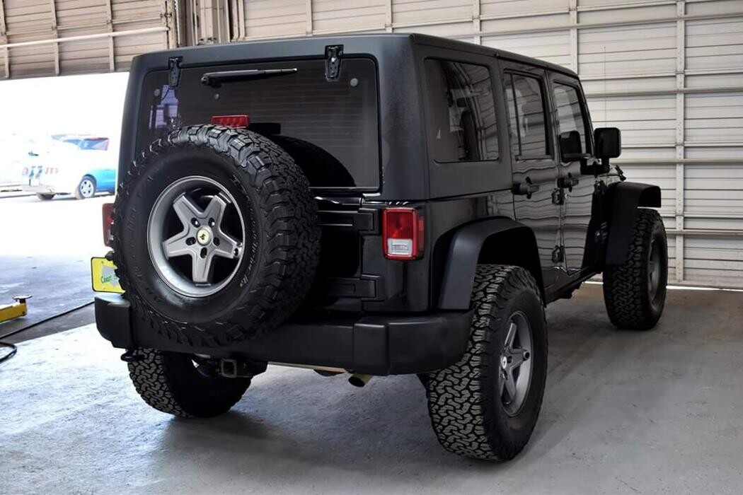 Images Coast to Coast Motors Airline