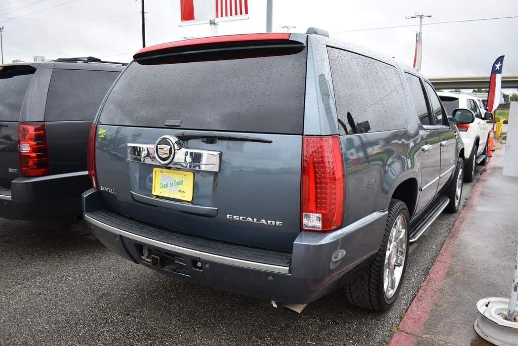 Images Coast to Coast Motors North Freeway