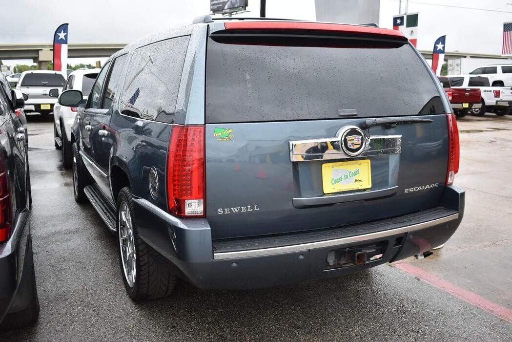 Images Coast to Coast Motors North Freeway