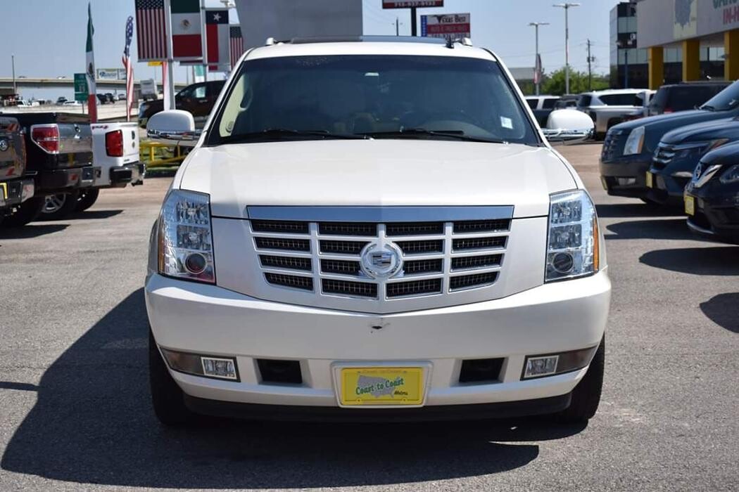 Images Coast to Coast Motors North Freeway