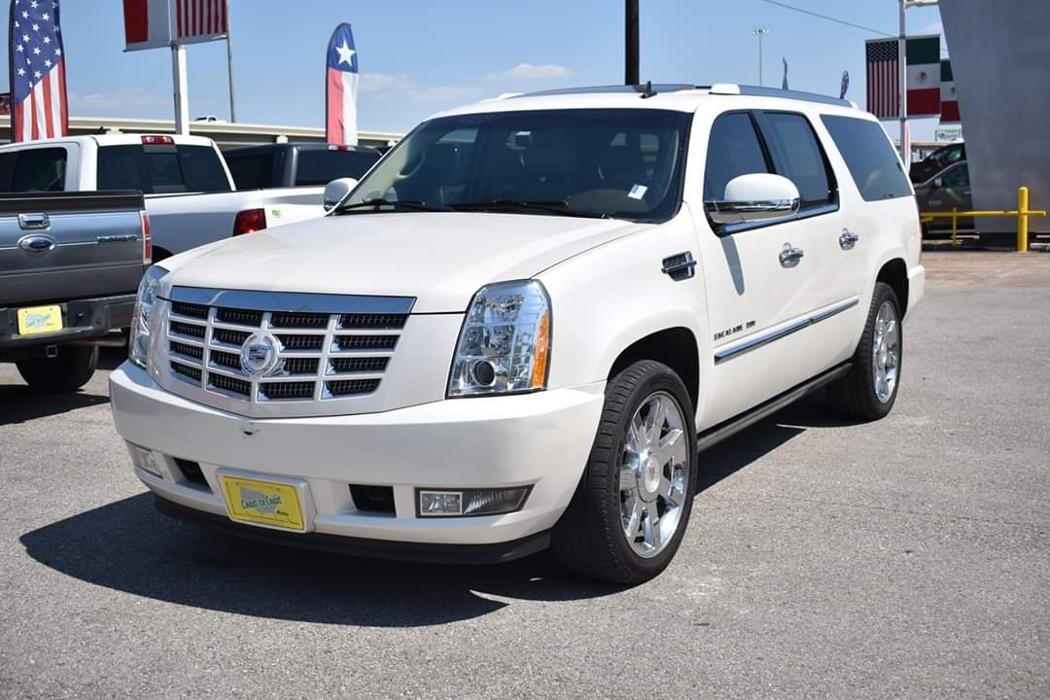 Images Coast to Coast Motors North Freeway