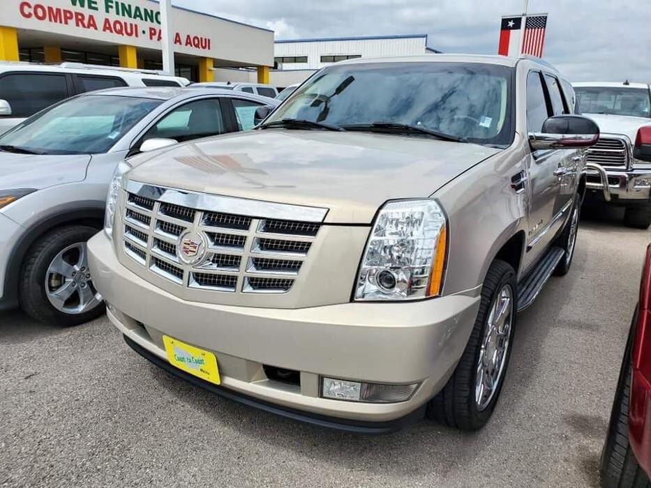 Images Coast to Coast Motors North Freeway