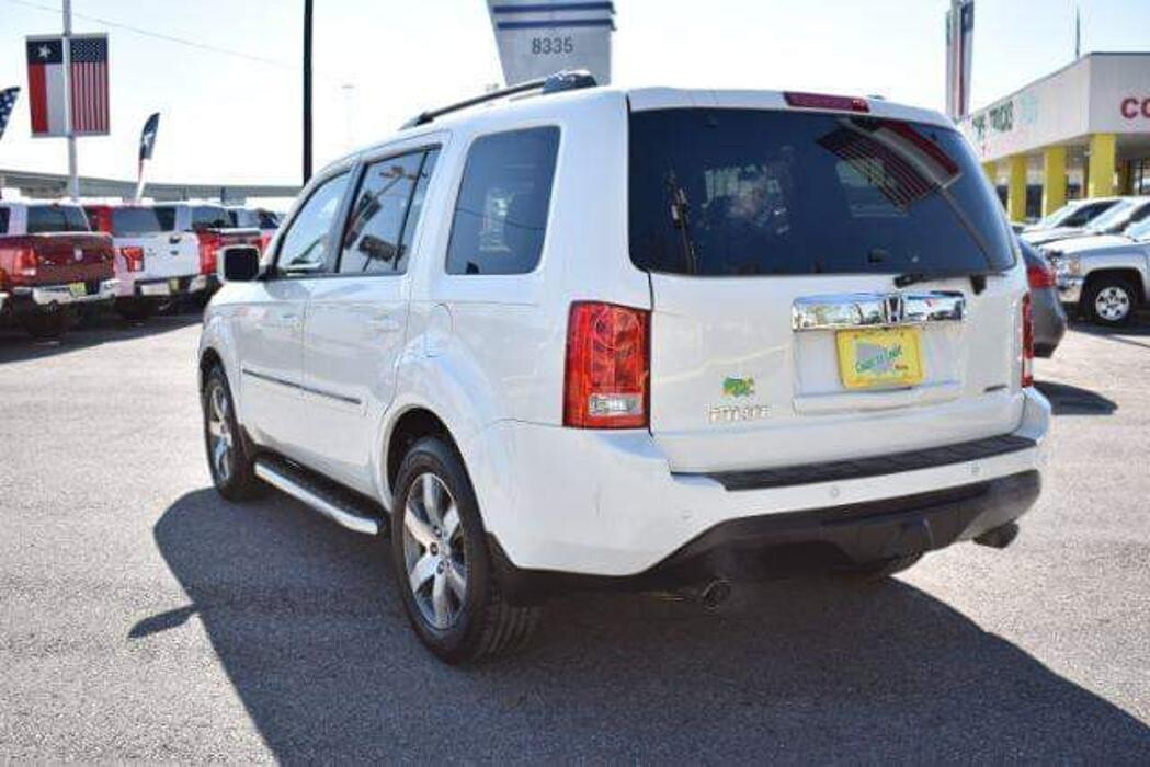 Images Coast to Coast Motors North Freeway