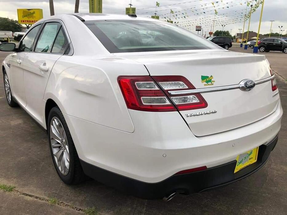 Images Coast to Coast Motors North Freeway