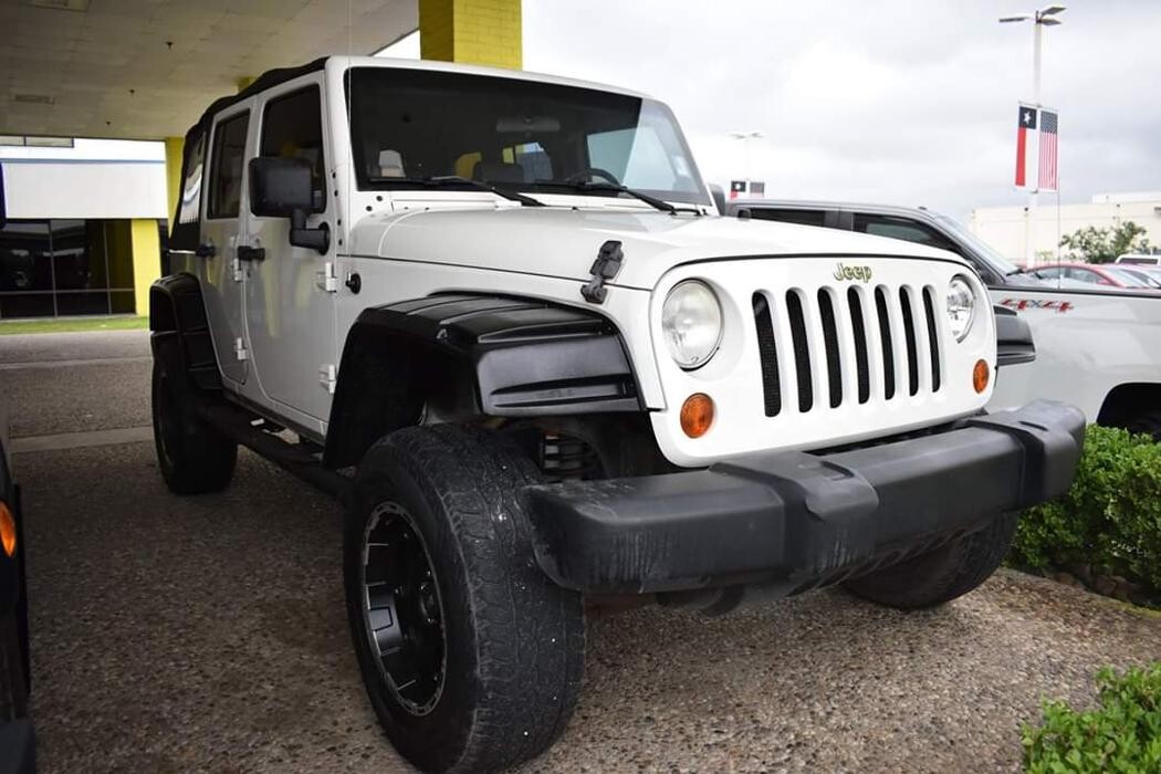 Images Coast to Coast Motors North Freeway