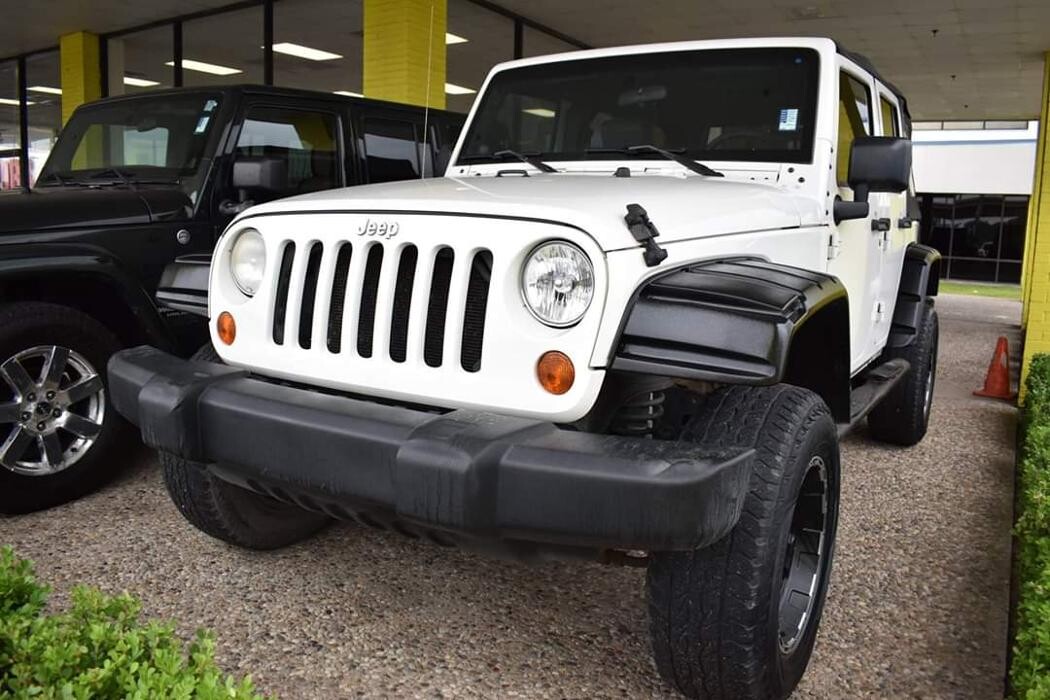 Images Coast to Coast Motors North Freeway