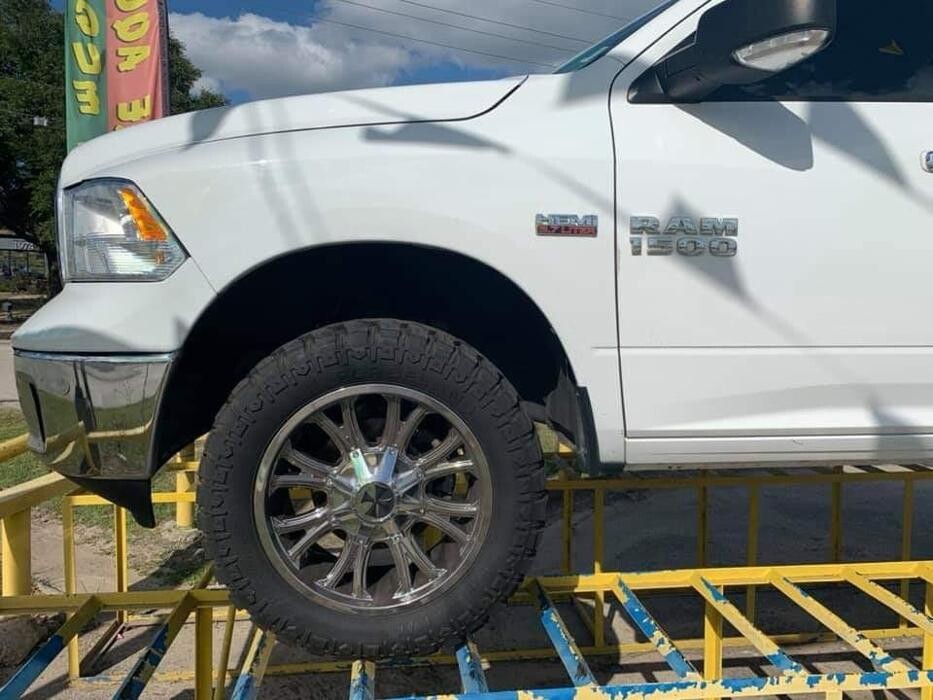 Images Coast to Coast Motors North Freeway