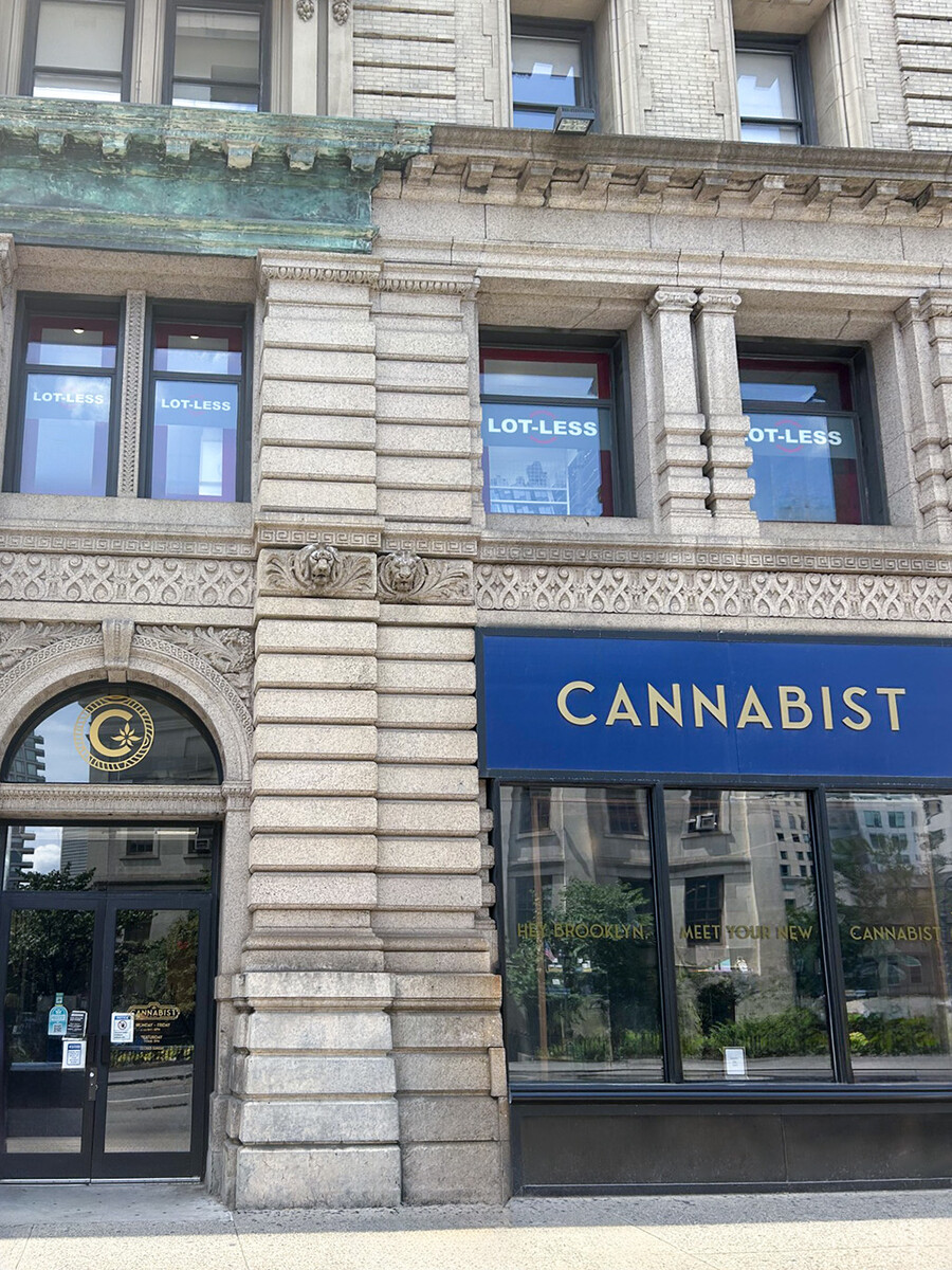 Images Cannabist