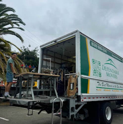 Images DEPENDABLE MOVERS, LLC