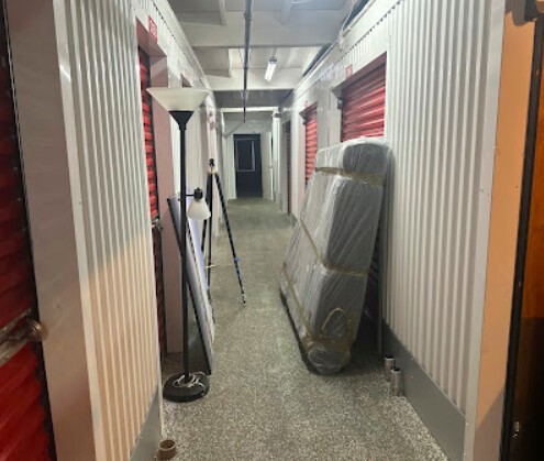 Images DEPENDABLE MOVERS, LLC