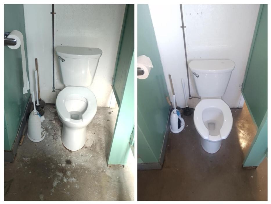 Images A Team Cleaning