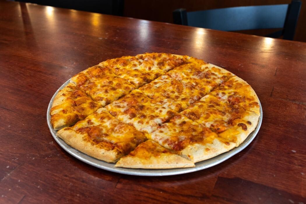 Images Boss' Pizza and Chicken Sports Bar Yankton