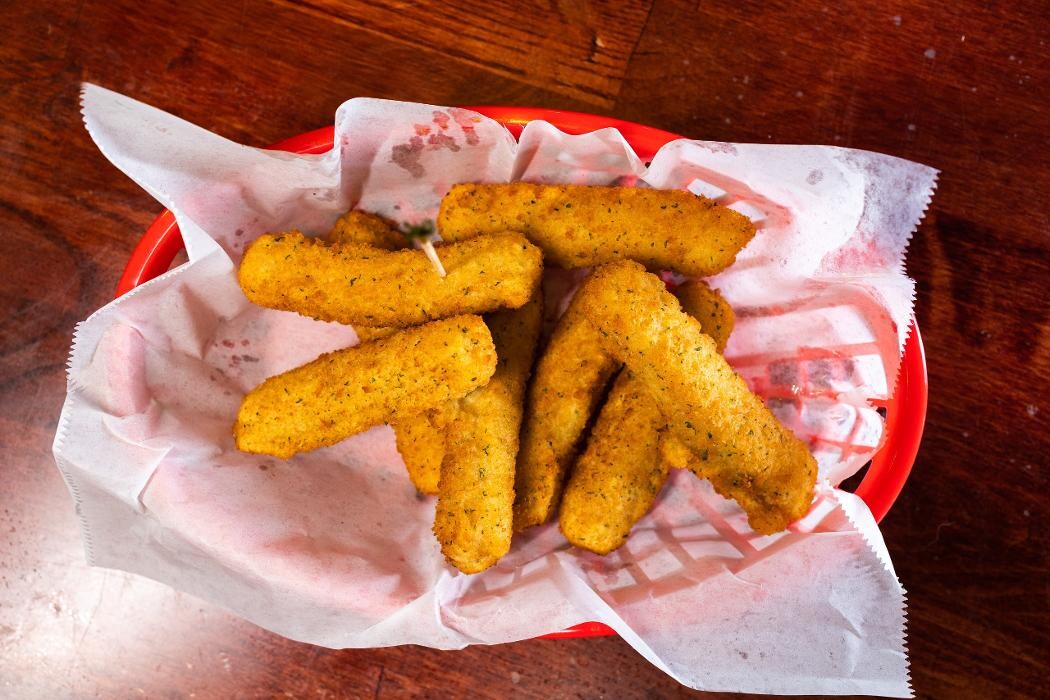 Images Boss' Pizza and Chicken Sports Bar Yankton