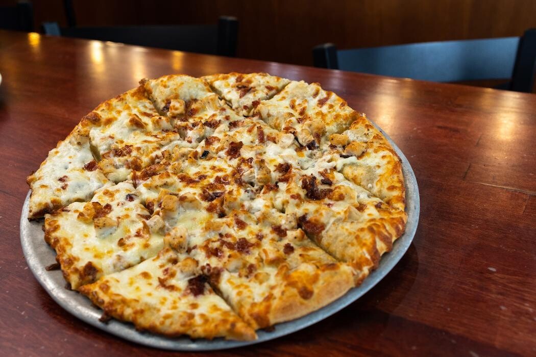 Images Boss' Pizza and Chicken Sports Bar Yankton