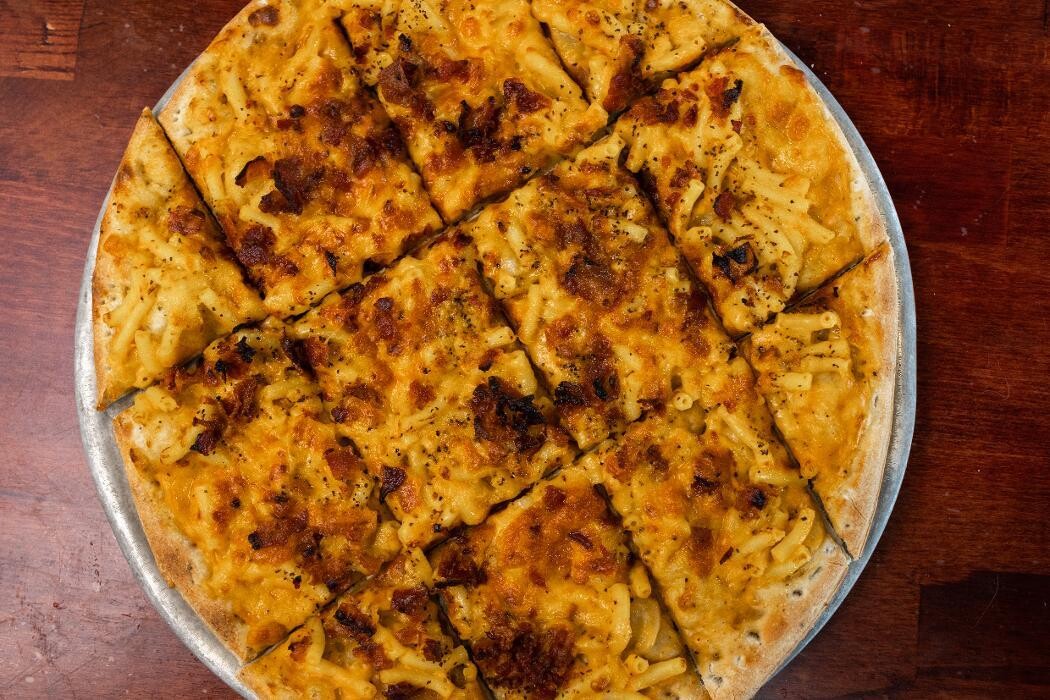 Images Boss' Pizza and Chicken Sports Bar Yankton