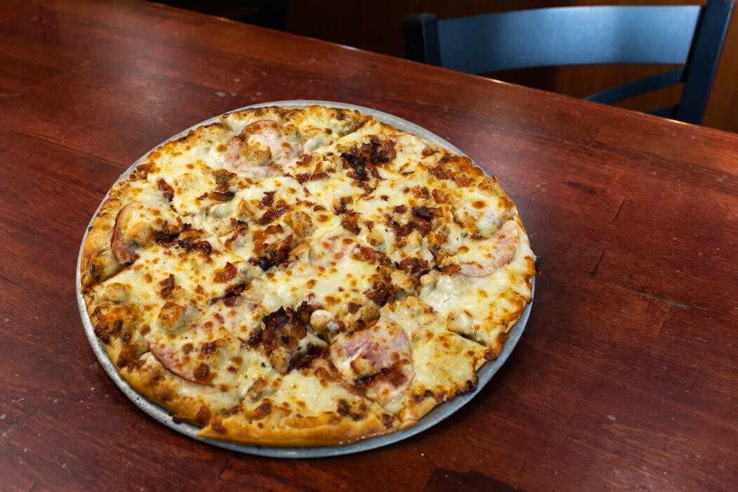 Images Boss' Pizza and Chicken Sports Bar Yankton