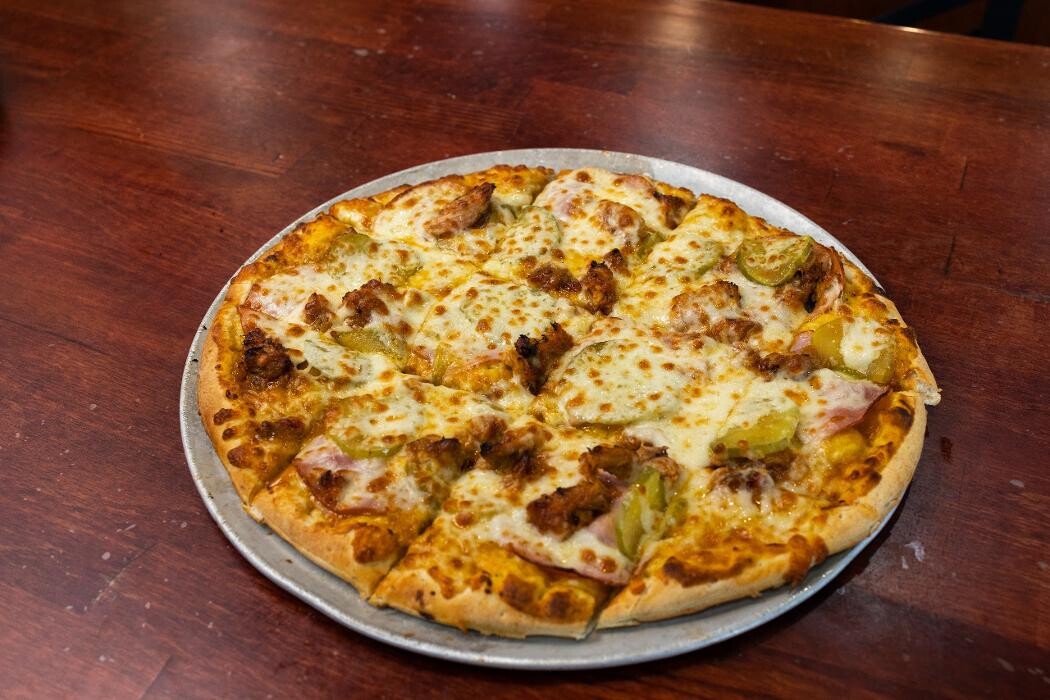 Images Boss' Pizza and Chicken Sports Bar Yankton