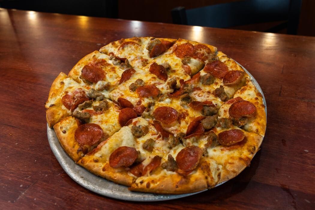 Images Boss' Pizza and Chicken Sports Bar Yankton
