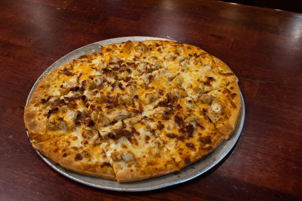 Images Boss' Pizza and Chicken Sports Bar Yankton