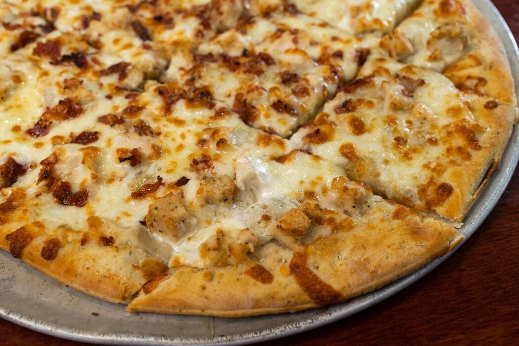 Images Boss' Pizza and Chicken Sports Bar Yankton