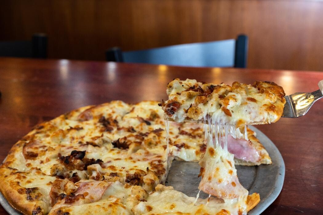 Images Boss' Pizza and Chicken Sports Bar Yankton