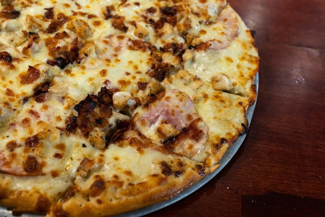 Images Boss' Pizza and Chicken Sports Bar Yankton