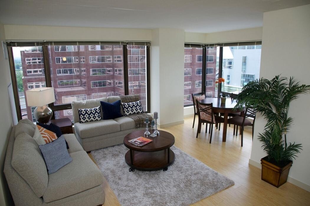 Images Spectra Plaza