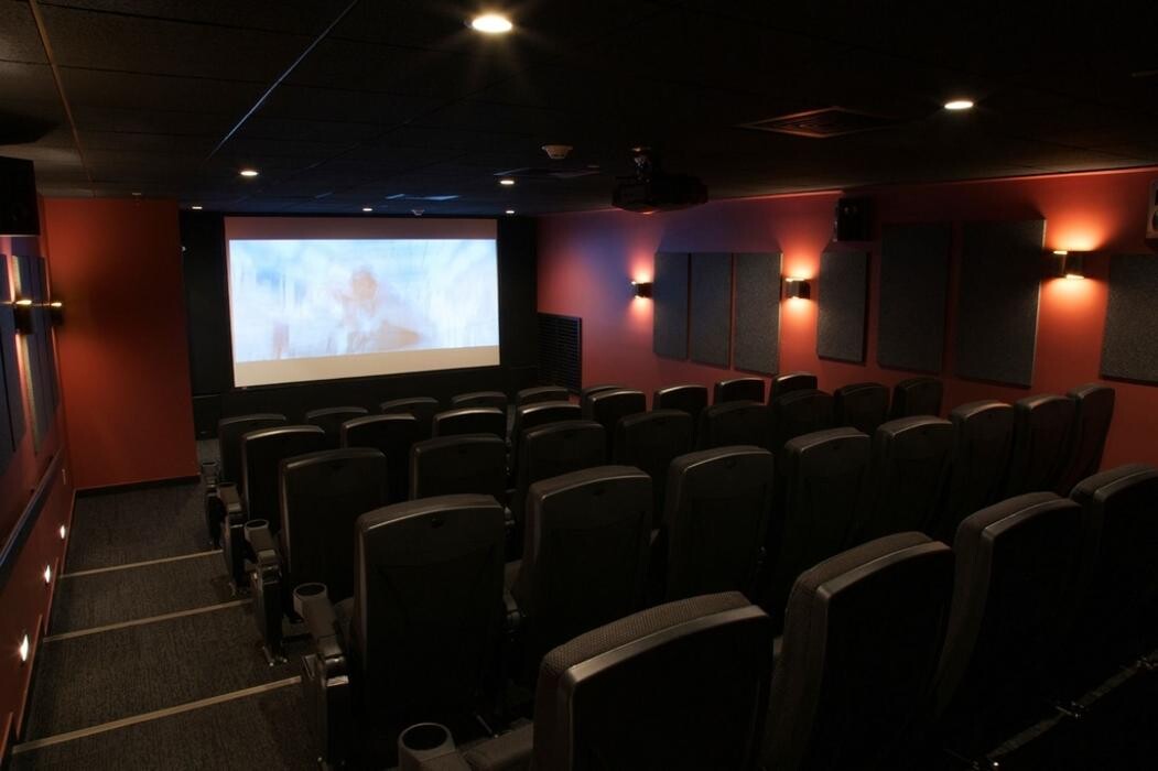 Images Spectra Plaza