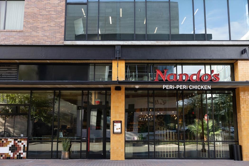 Images Nando's PERi-PERi