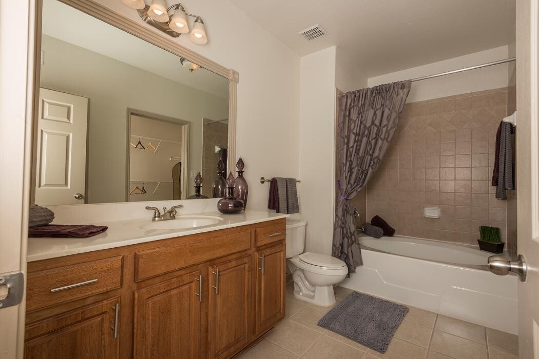 Images Oasis at Piney Point