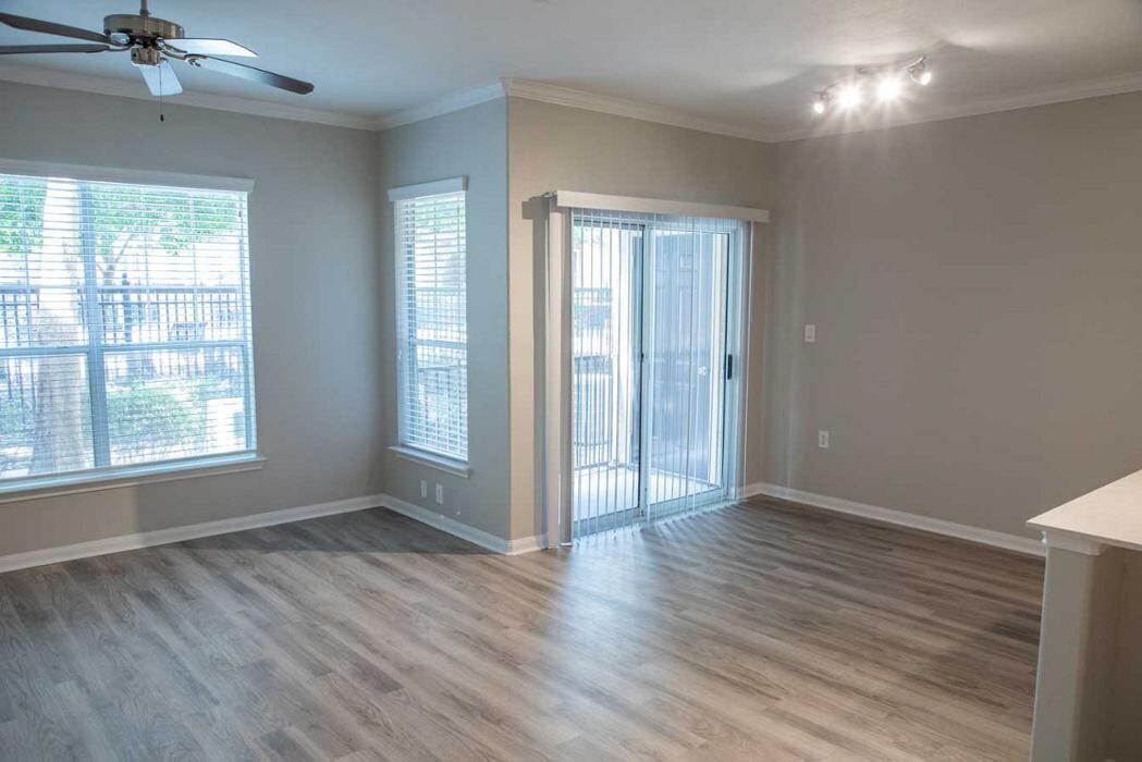 Images Oasis at Piney Point
