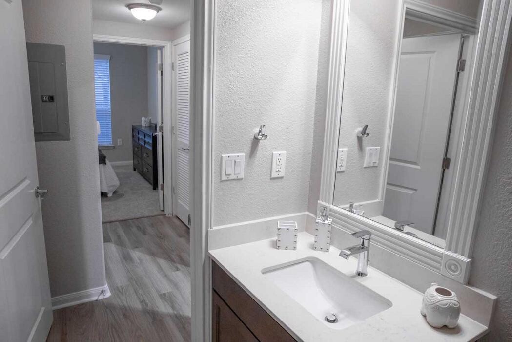 Images Oasis at Piney Point