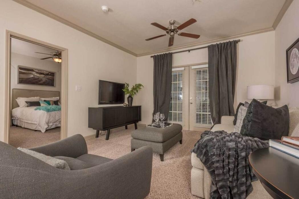 Images Oasis at Piney Point