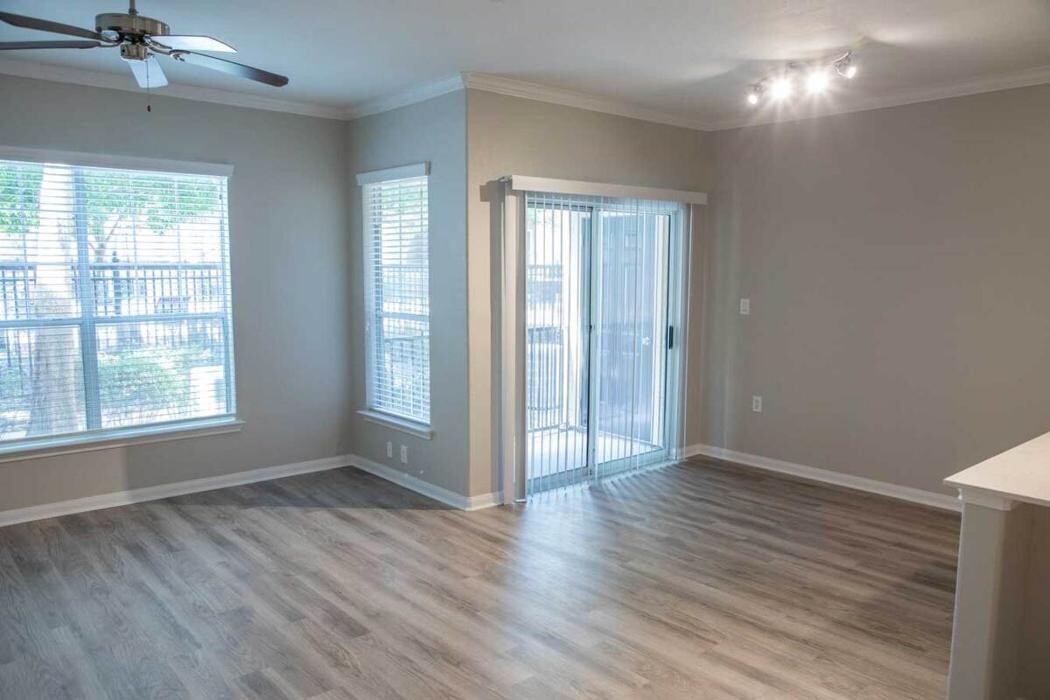 Images Oasis at Piney Point