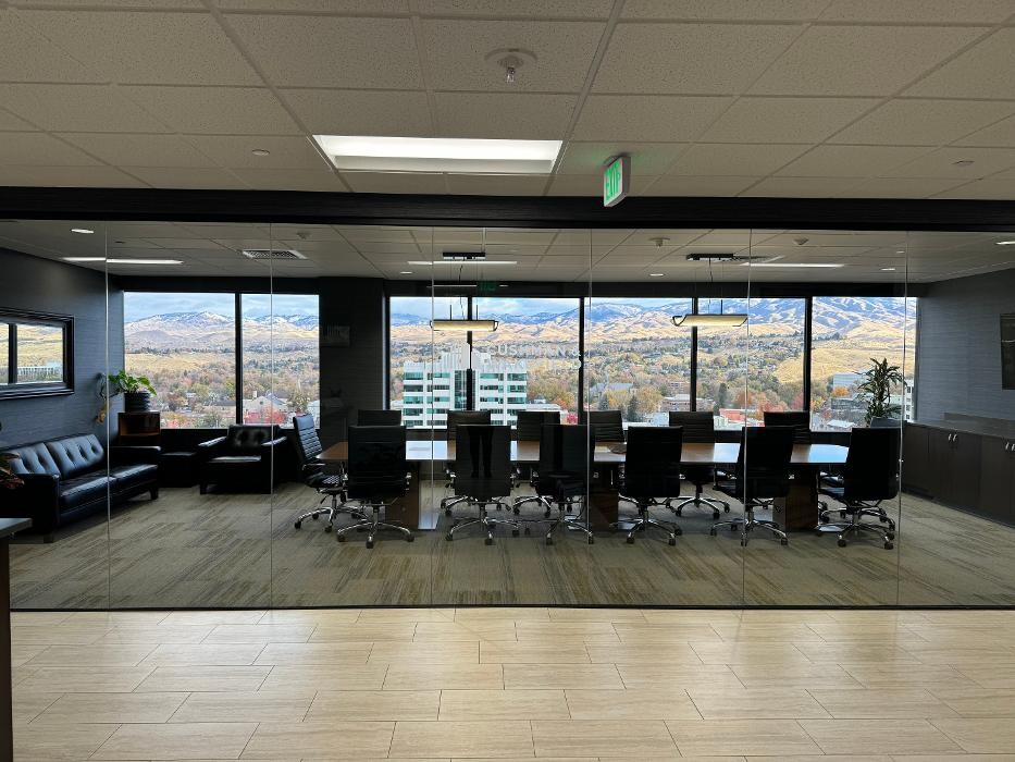 Images Cushman & Wakefield - Commercial Real Estate Services