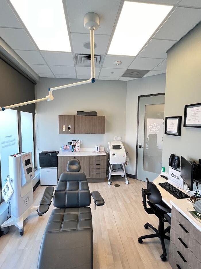 Images NorthShore Star Facial Plastic Surgery Dr. Kurren S. Gill, Dr. Walter Tatch